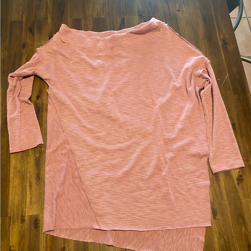 Asymmetric off the shoulder tunic